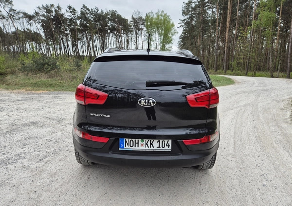 Kia Sportage cena 49900 przebieg: 180000, rok produkcji 2015 z Białobrzegi małe 497
